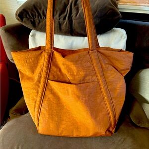 Baggu tote and matching crossbody bag